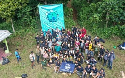 Kolaborasi Asik Hari Bebas Kantong Plastik Sedunia di Gunung Tanggamus
